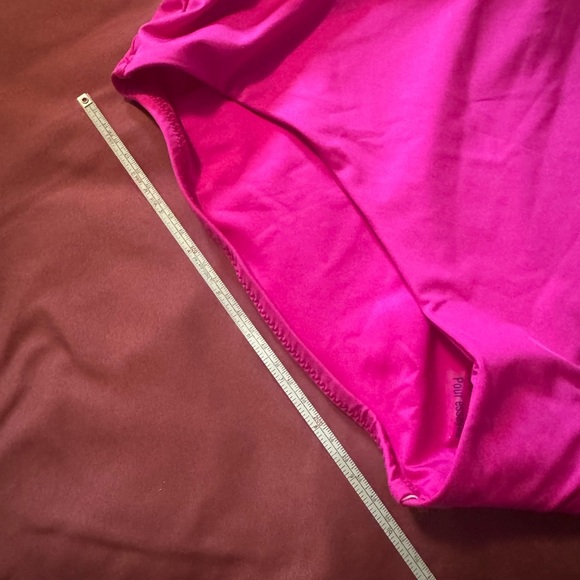 TRINA TURK swim & spa collection🩷Pink Ruffled women’s Swimsuit💦FLATTERING& FUN - Picture 6 of 13